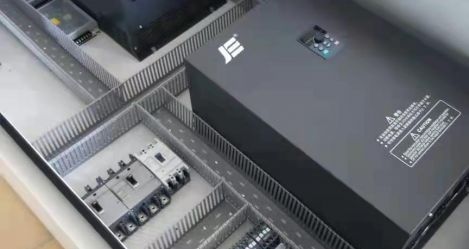 低壓配電箱安裝固定的方法是什么？